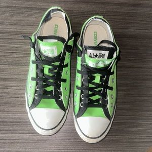 Converse double top/tongue lime green/black low sneakers size 11